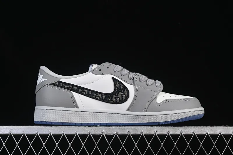 All categories Air Jordan Jordan series basketball shoes Air Jordan 1 Low Dior x Air Jordan 1 Low AJ1 Joe 1 Dior joint white gray low top CN8608-002